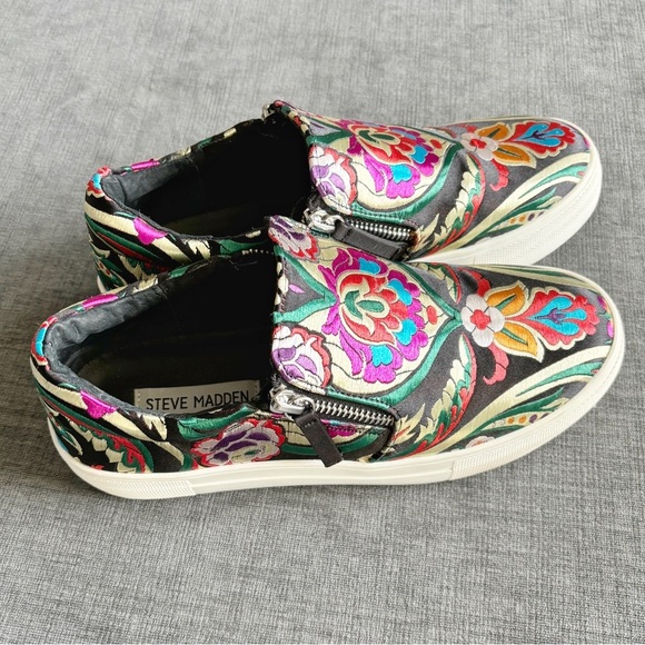 Steve Madden Geary Embroidered Sneakers Women’s Size 7.5 zip closure - Picture 3 of 14